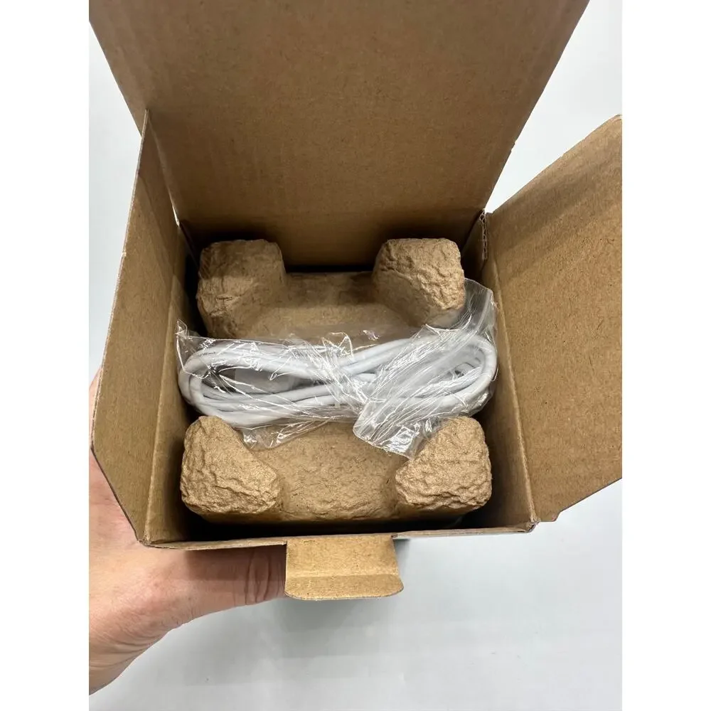 Scentsy Go Solid White Pod Diffuser Model No 48669 Rechargeable NIB